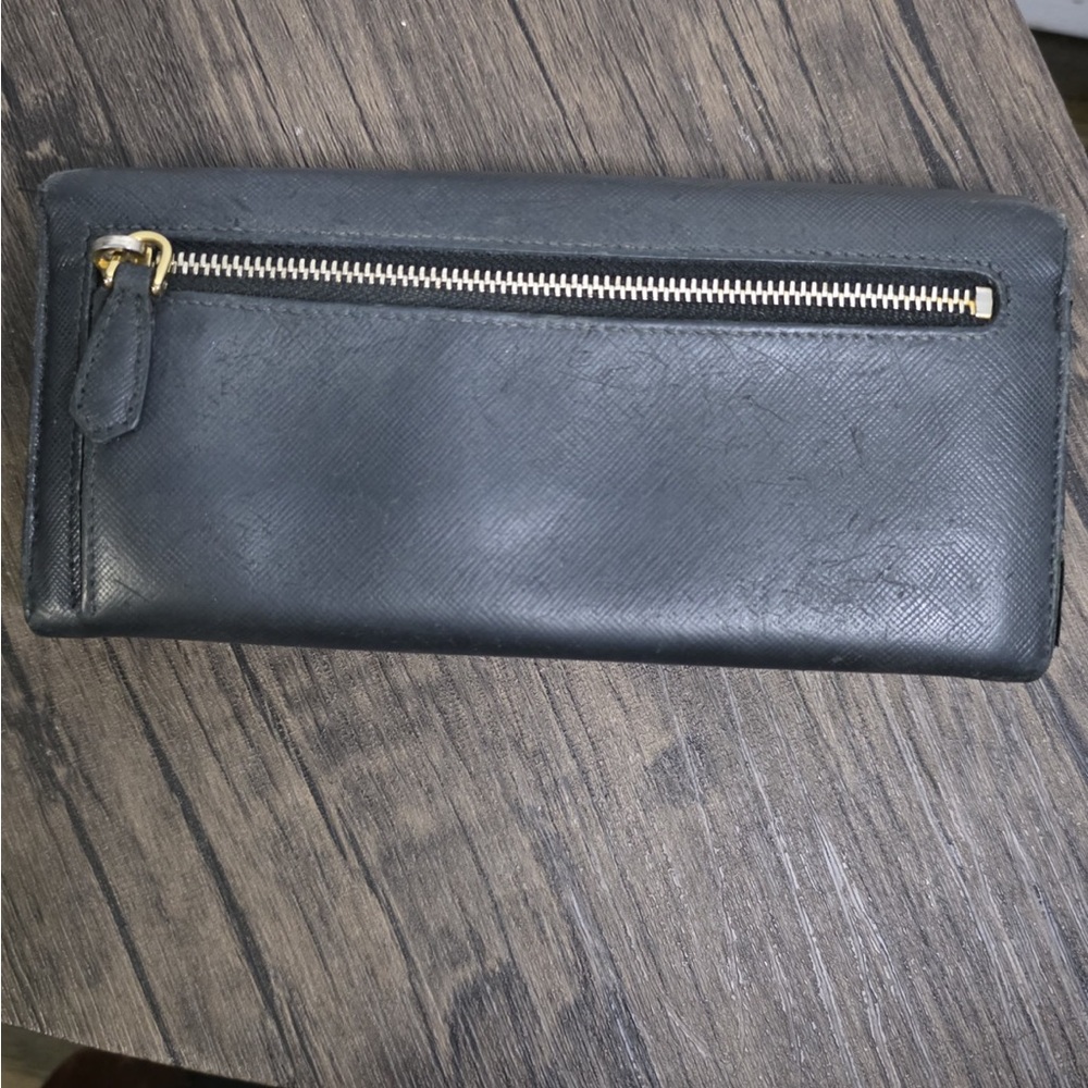 Prada Black Saffiano Leather Wallet - Picture 4 of 8